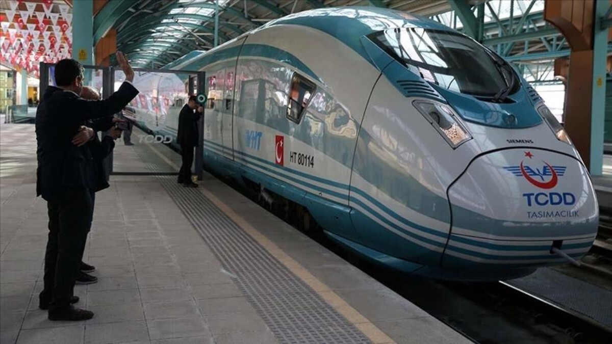 Ankara Sivas Hızlı Tren Hattında 2 saatlik seyahatten kareler jurnalci