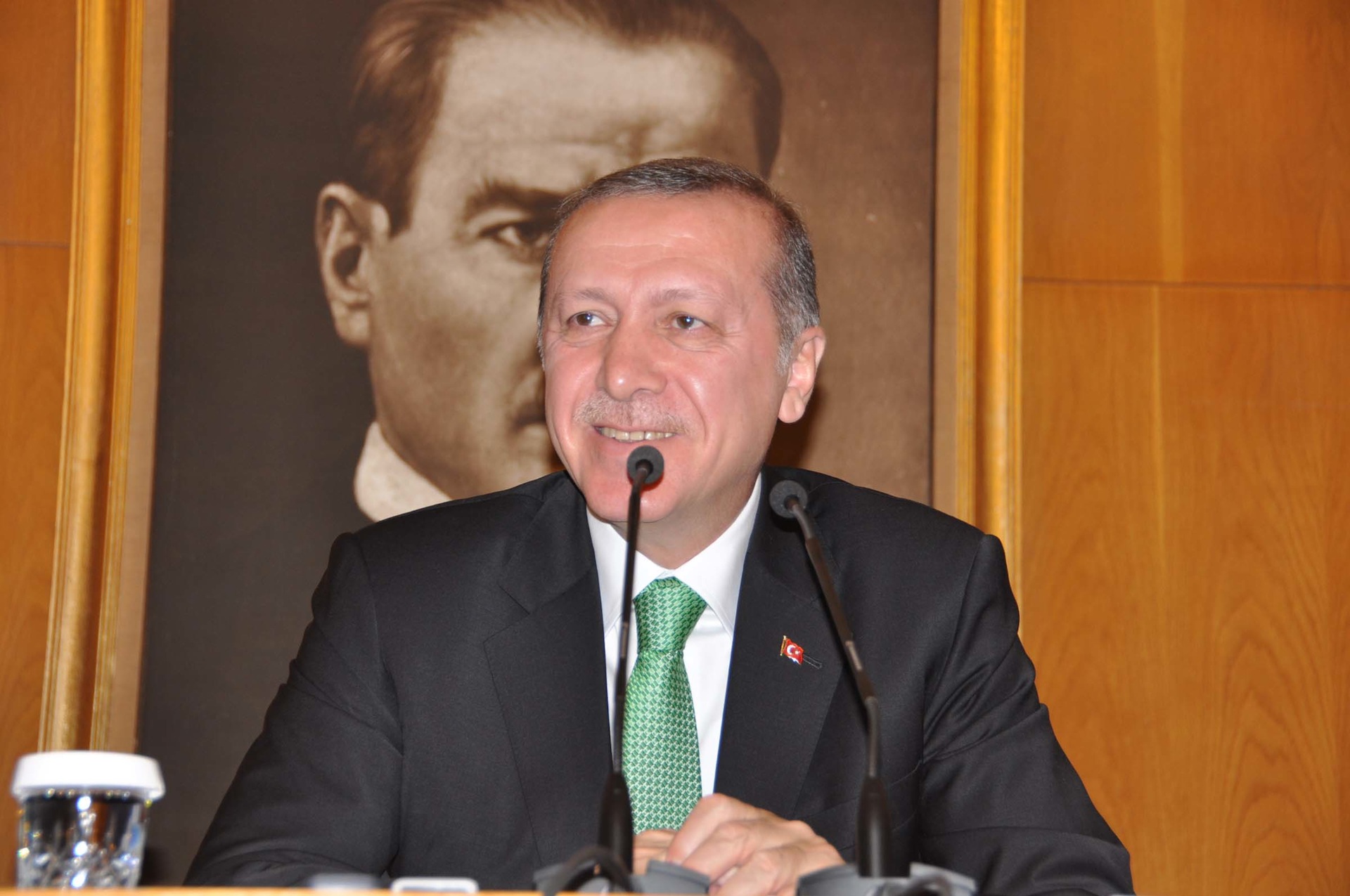 Erdoğan: O İddiaları Gülerek Karşılıyorum