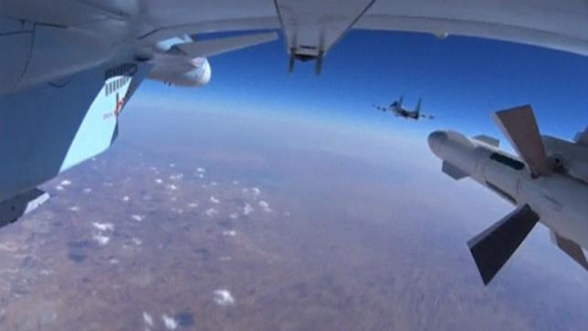 Rus Uçakları Azez'i Vuruyor!