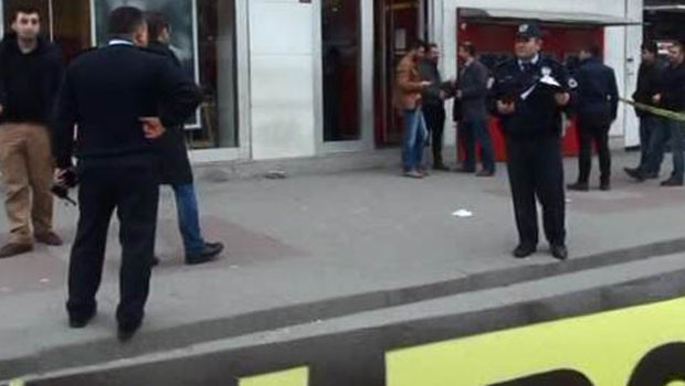 İstanbul Polisi'ni Alarma Geçiren Banka Soygunu!