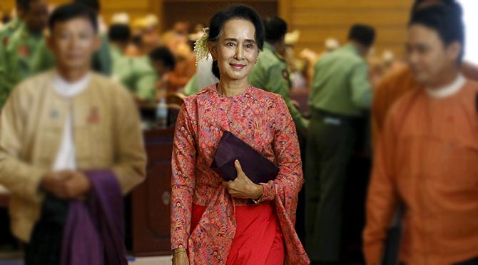 Myanmar'da Demokrasi Kazandı!
