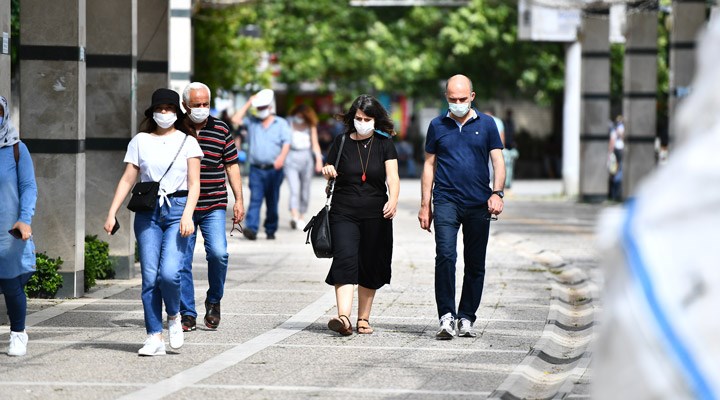 İzmir'de maske takmak zorunlu hale getirildi