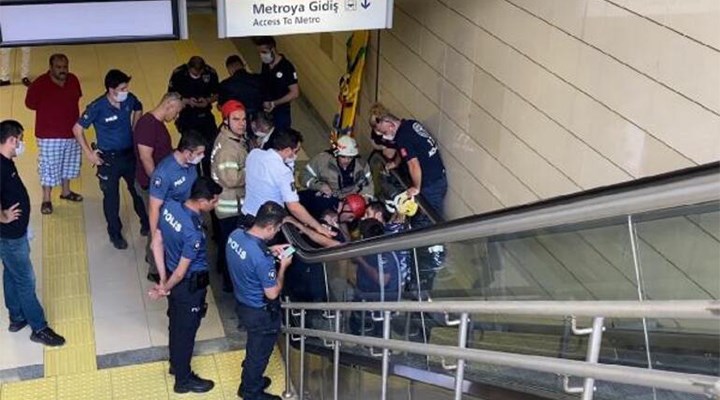 Kartal metrosunda 7 yaşındaki çocuğun saçları yürüyen merdivene sıkıştı