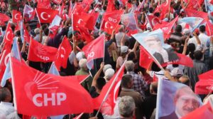 CHP Korkuteli ilçe yönetimi, usulsüz para topladığı gerekçesiyle görevden alındı