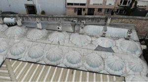 Üsküdar Mihrimah Sultan Camii'ne monte edilen klimalar, gelen tepkiler üzerine kaldırıldı