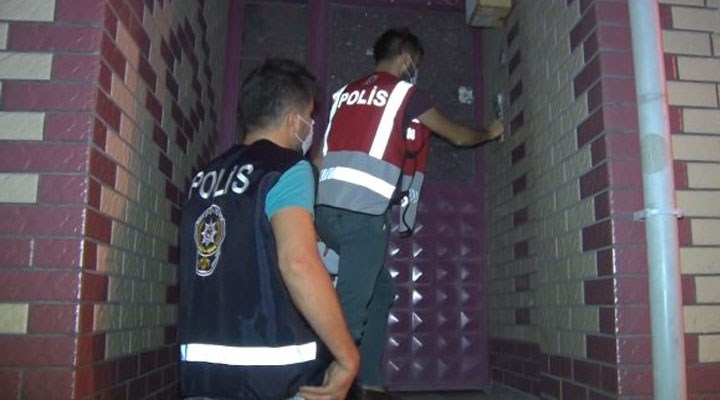 İstanbul'da aranan kişilerepolis operasyonu: Çok sayıda gözaltı