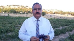 MHP'li Başkan 'Hayır Bahçe'’sinde yetişen ürünleri ailelere dağıtıyor