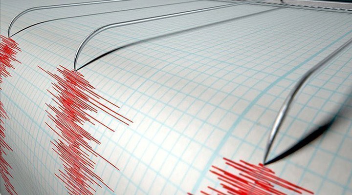 Ege Denizi'nde 3.9 büyüklüğünde deprem meydana geldi