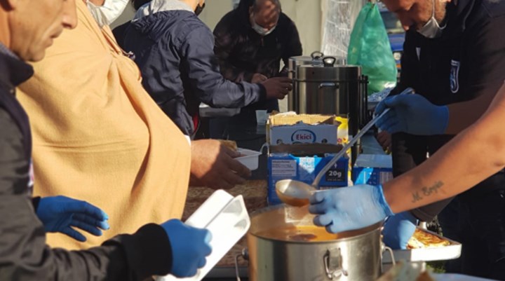 Ankara Büyükşehir Belediyesi'nden depremzedelere gıda yardımı