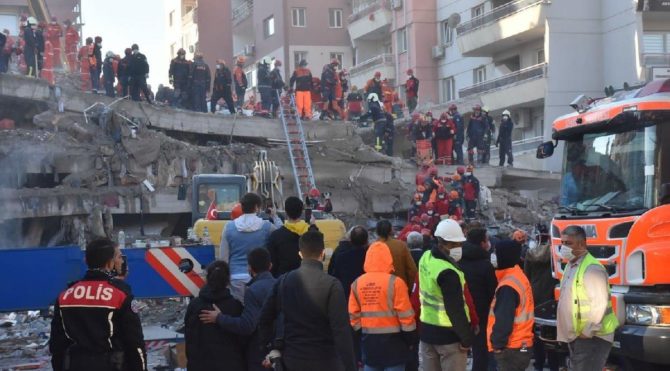 İzmir depreminde ölü sayısı 51’e çıktı