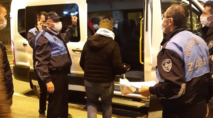 Köprü altında yatan evsizler ,İstanbul Büyükşehir Belediyesi tarafından otellere yerleştirildi