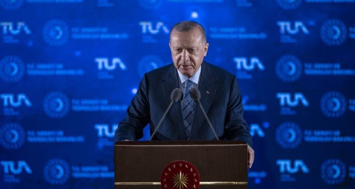 Erdoğan: 2023'te Ay'a gideceğiz