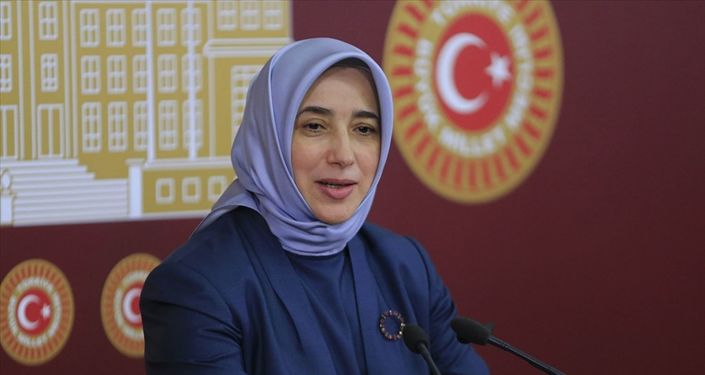 AKP'li Özlem Zengin: Melih Bulu bizim dostumuz, arkadaşımızdır