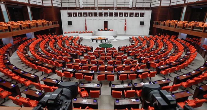 'AKP'lilerin yüzde 53.7’si ve MHP’lilerin yüzde 89.5’i kararların Meclis’te alınmasını istiyor'