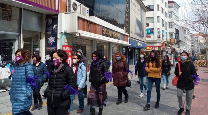 Bolu'da kadınlar yürümek istedi, polis engelledi