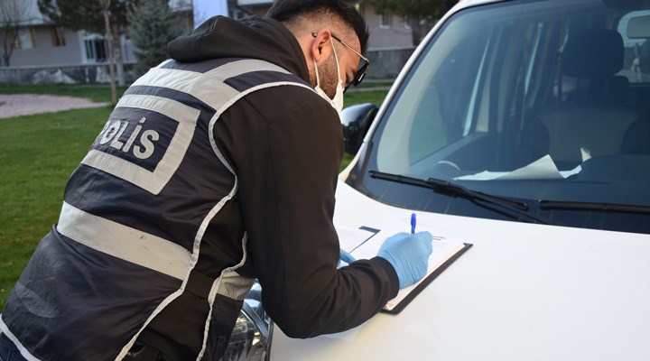 İçişleri Bakanlığı: Kısıtlamalara uymayan 3 bin 787 kişiye ceza kesildi