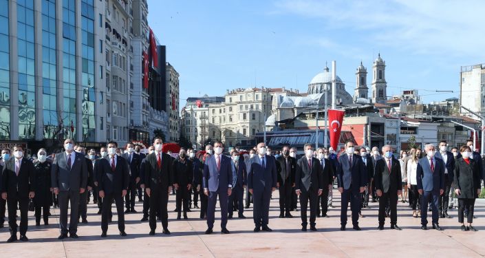 İstanbul Valiliği İmamoğlu'nun 23 Nisan tepkisine yanıt verdi: Özensiz ve yakışıksız