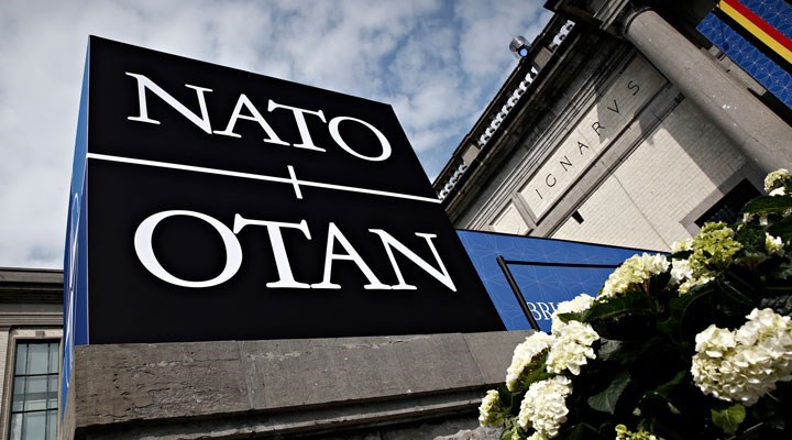 MSB NATO’nun kuruluş yıl dönümünü iki dilde kutladı