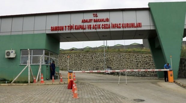 Sokak ortasında eşini darp eden erkek tutuklandı