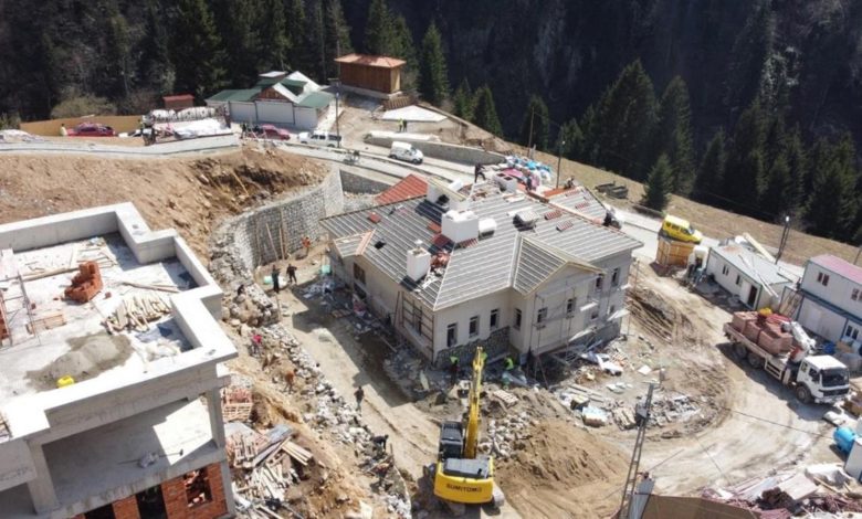 Ayder Yaylası'nda çekilen kaçak konut inşaatına ait fotoğraf sosyal medyada tepki çekti