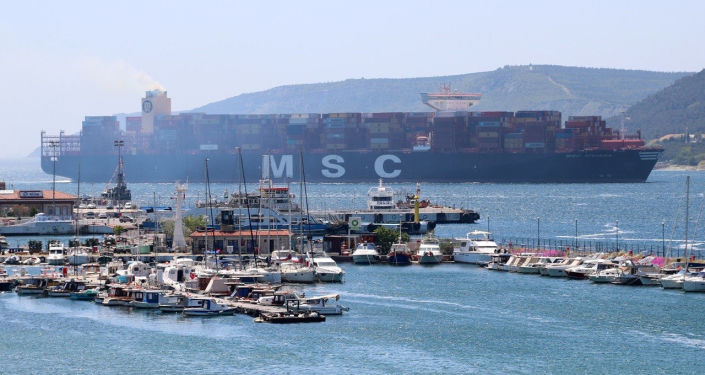 Çanakkale Boğazı saat 18.30'a kadar tek yönlü trafiğe kapatıldı