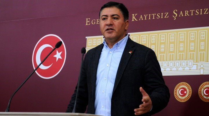 CHP'li Emir: “Bakan Koca muhalefete saldıracağına Çin firması aşı göndermeyince ne yaptığını söylesin”