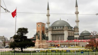 İbadete açılan Taksim Camii’nde ilk namaz kılındı