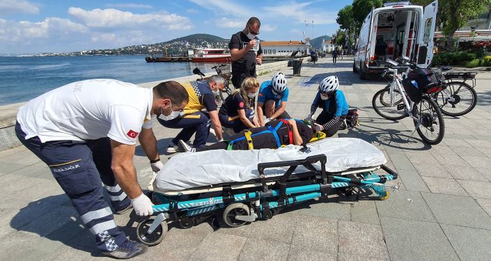 İstanbul'un ilk bisiklet ambulansları Adalara'da hizmet vermeye başladı