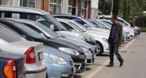 Otomobil satışları Nisan'da yüzde 132 arttı
