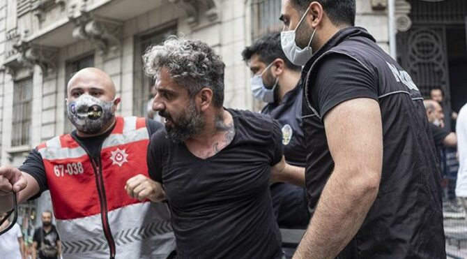 Basın Konseyi: Gazetecileri hedef gösteren polis şiddetine son verin