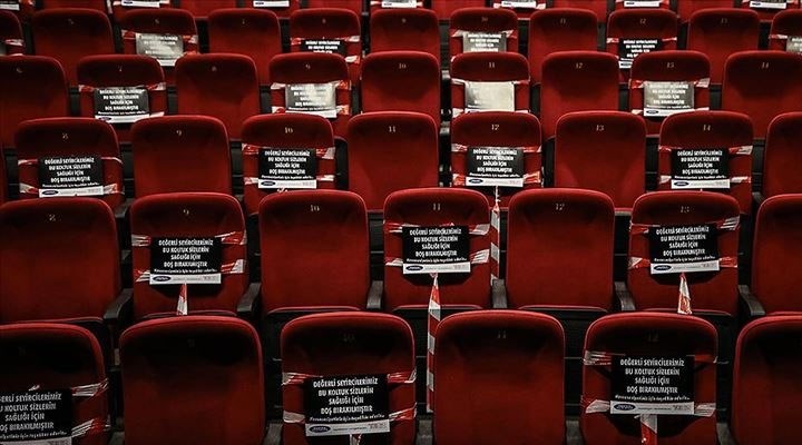 Haziran genelgesiyle açılan sinema salonları 1 Temmuz'a kadar yeniden kapatıldı