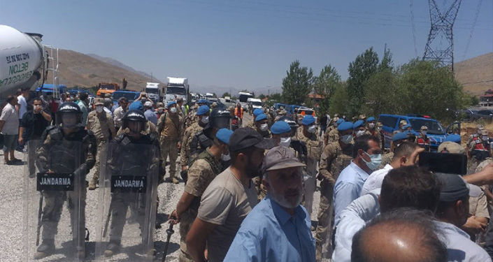 Adıyaman'da eyleme katılan çok sayıda tütün üreticisi, gözaltına alındı