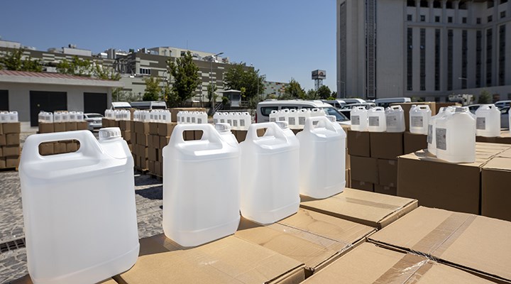 Ankara'da 12 bin litre sahte alkol yakalandı