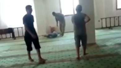 Hatay'da Müezzin, caminin içinde küçük bir çocuğu dövdü