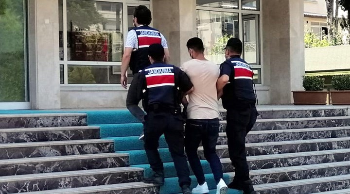 ﻿Mersin'de IŞİD operasyonuna 3 gözaltı