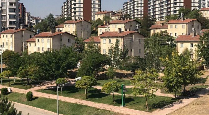 AKP'li Elazığ belediyesinin yeşil alanları satışa çıkartmasına tepki