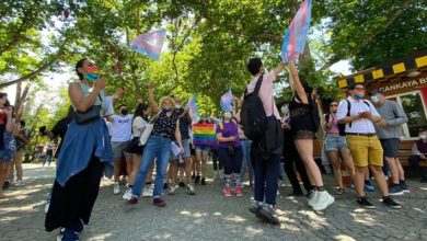 KYK'dan, Onur Yürüyüşü’ne katılan LGBTİ+ öğrencinin kredisine tırpan