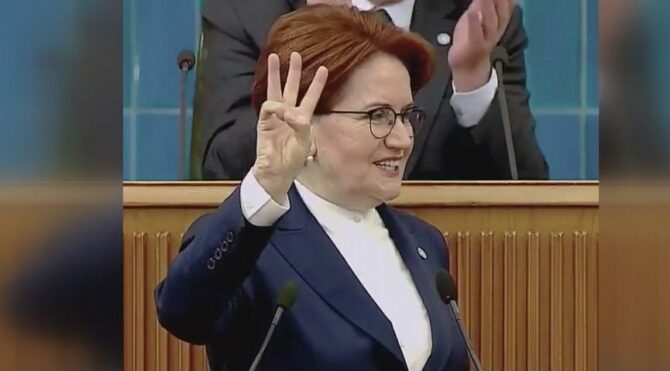 Akşener'den Erdoğan'a 'Rabia' göndermesi:''Bir tık altında 3 parmak mı göstereceksiniz? “