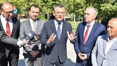 CHP'li Özgür Özel: Devlet üzüm üreticisine hakaret etmiştir