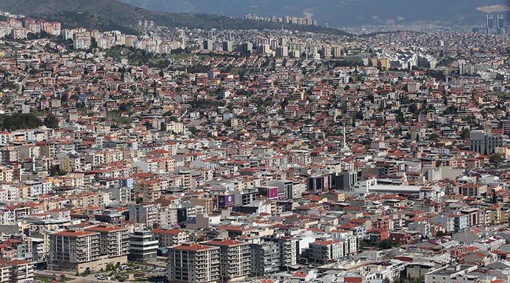 İzmir Valiliği'nden alkol satışı yapan işletmelere kamera zorunluluğu