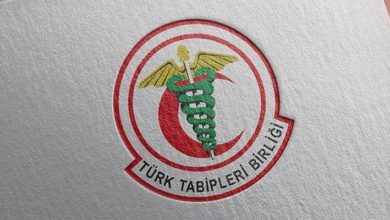 TTB'den sağlık çalışanlarına:''Üçüncü hatırlatma dozuyla etkili aşı olmadan tam aşılı sayılmazsınız."