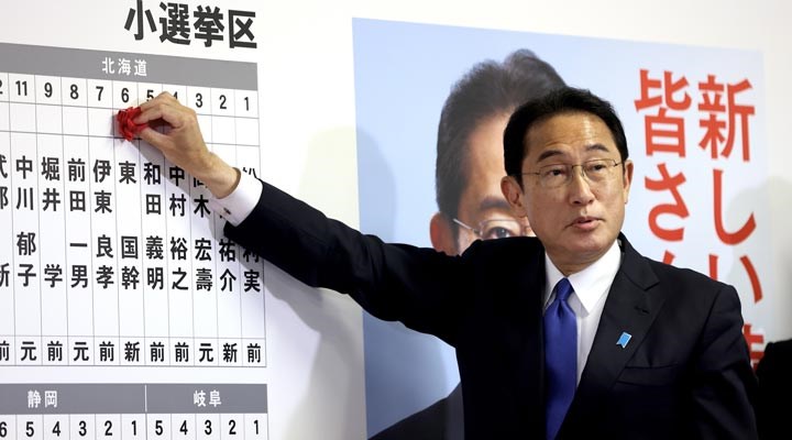 Japonya’da seçimden koalisyon çıktı