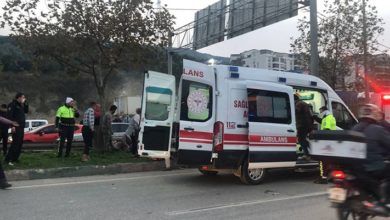 Tarım işçilerini taşıyan minibüs devrildi: 13 yaralı