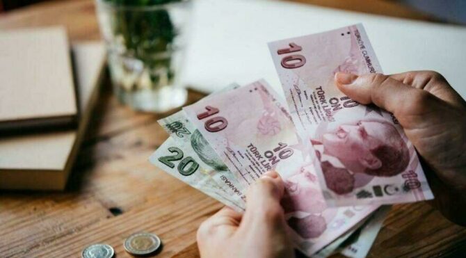 AKP'li Özhaseki'den asgari ücret ve emekli maaşı açıklaması
