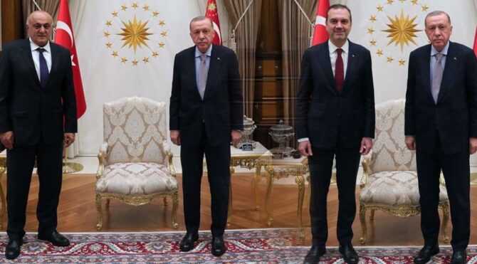 Erdoğan Külliye'de iki isimle görüştü