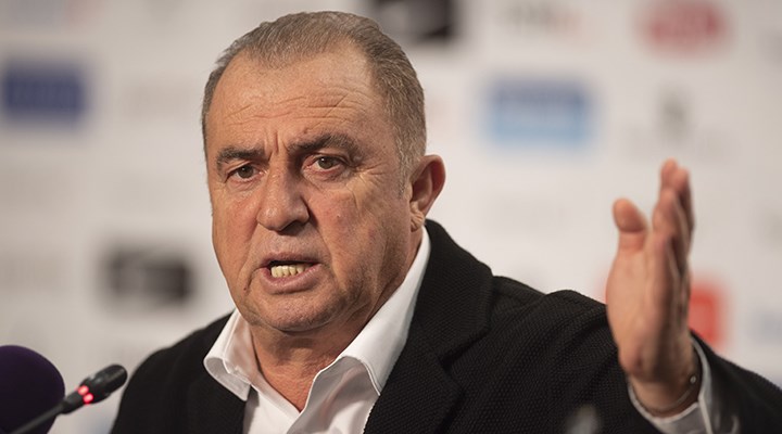 Galatasaray Teknik Direktörü Fatih Terim hastaneye kaldırıldı