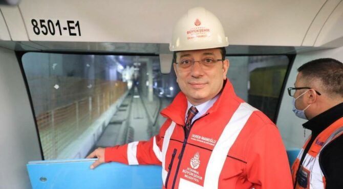 İmamoğlu, Dudullu-Bostancı metro hattında test sürüşü gerçekleştirdi