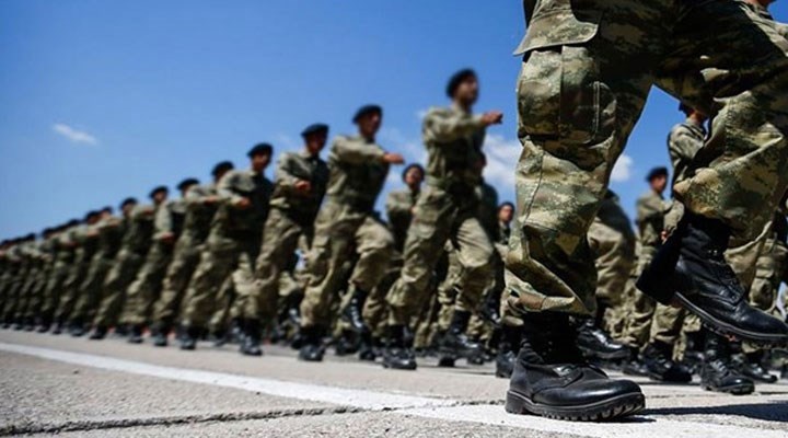 Libya'da görevli 56 uzman çavuş, komutanlarını CİMER’e şikâyet etmeleri nedeniyle TSK'den ihraç edildi