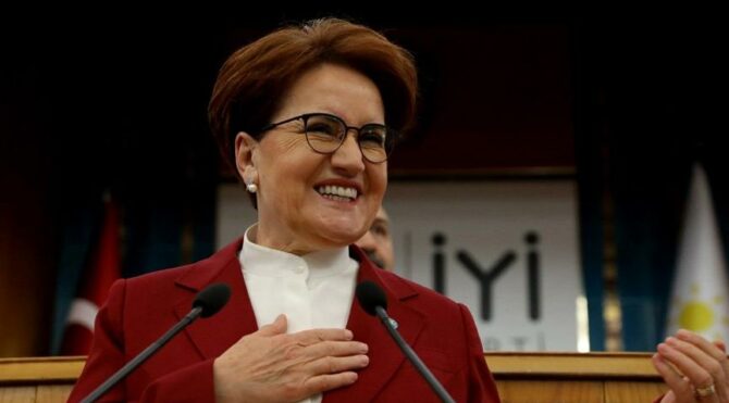 Meral Akşener'den yeni yıl mesajı!