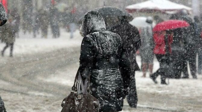 Meteoroloji'nin kar ve sağanak uyarısı devam ediyor